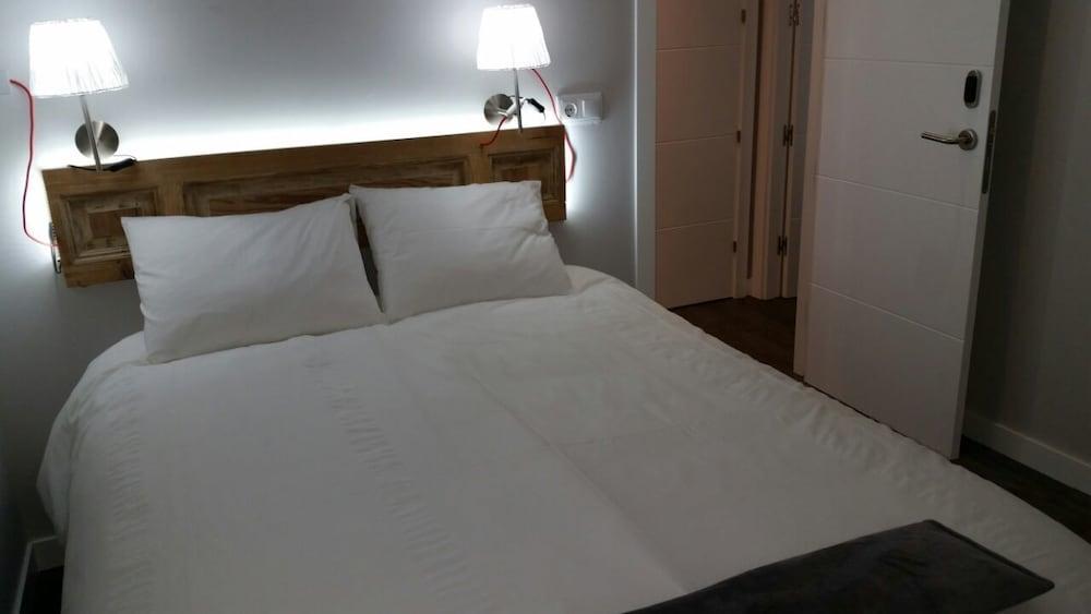 Diezmadrid Hostal