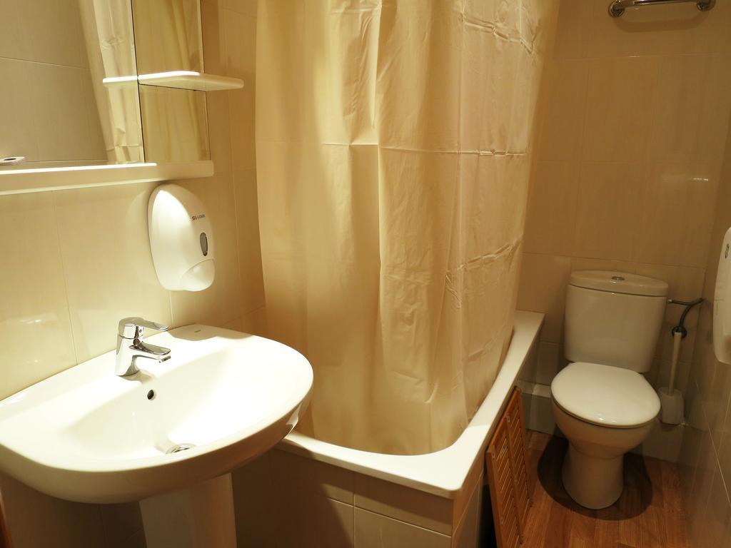 Hostal Balmes Centro