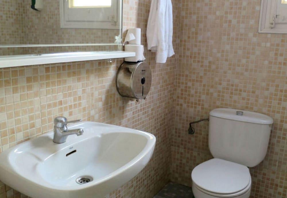 Hostal Balmes Centro