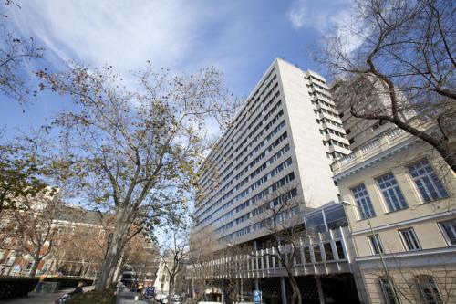 Colon Suites