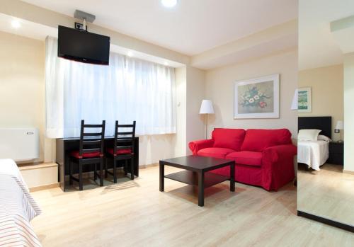 Colon Suites