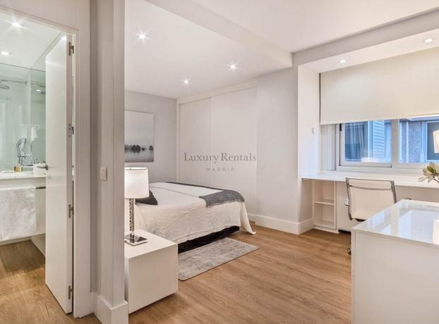 Colon Suites
