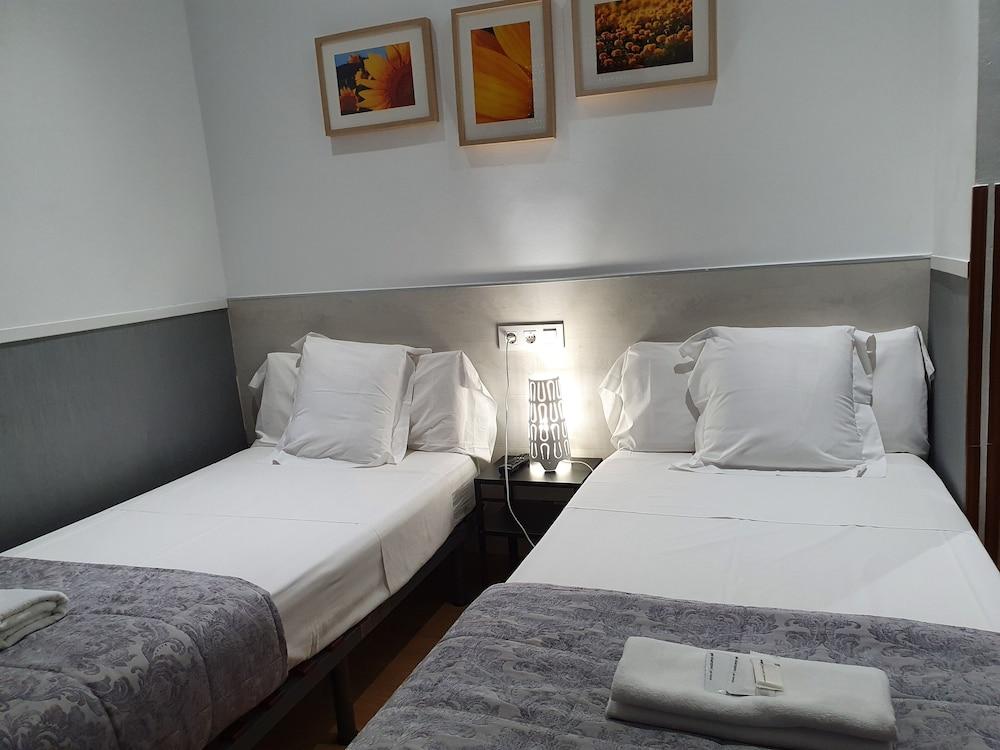 CH Otello Rooms - Madrid