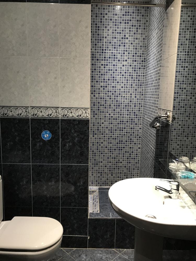 CH Otello Rooms - Madrid