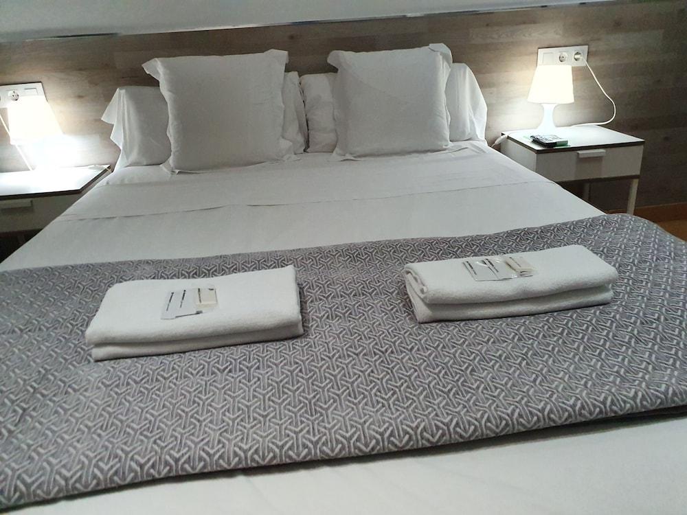 CH Otello Rooms - Madrid