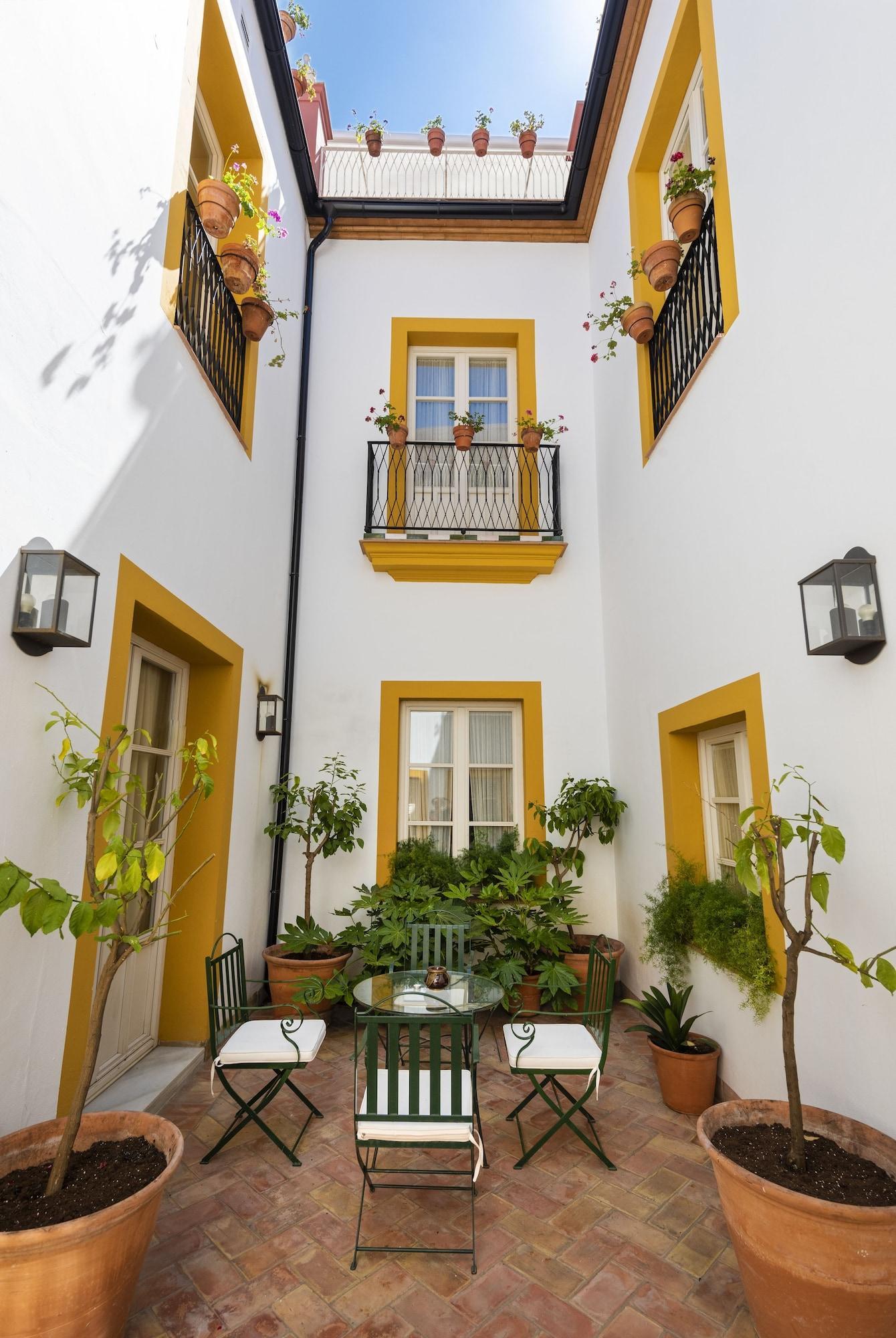 Hotel Las Casas De El Arenal By Casas Y Palacios