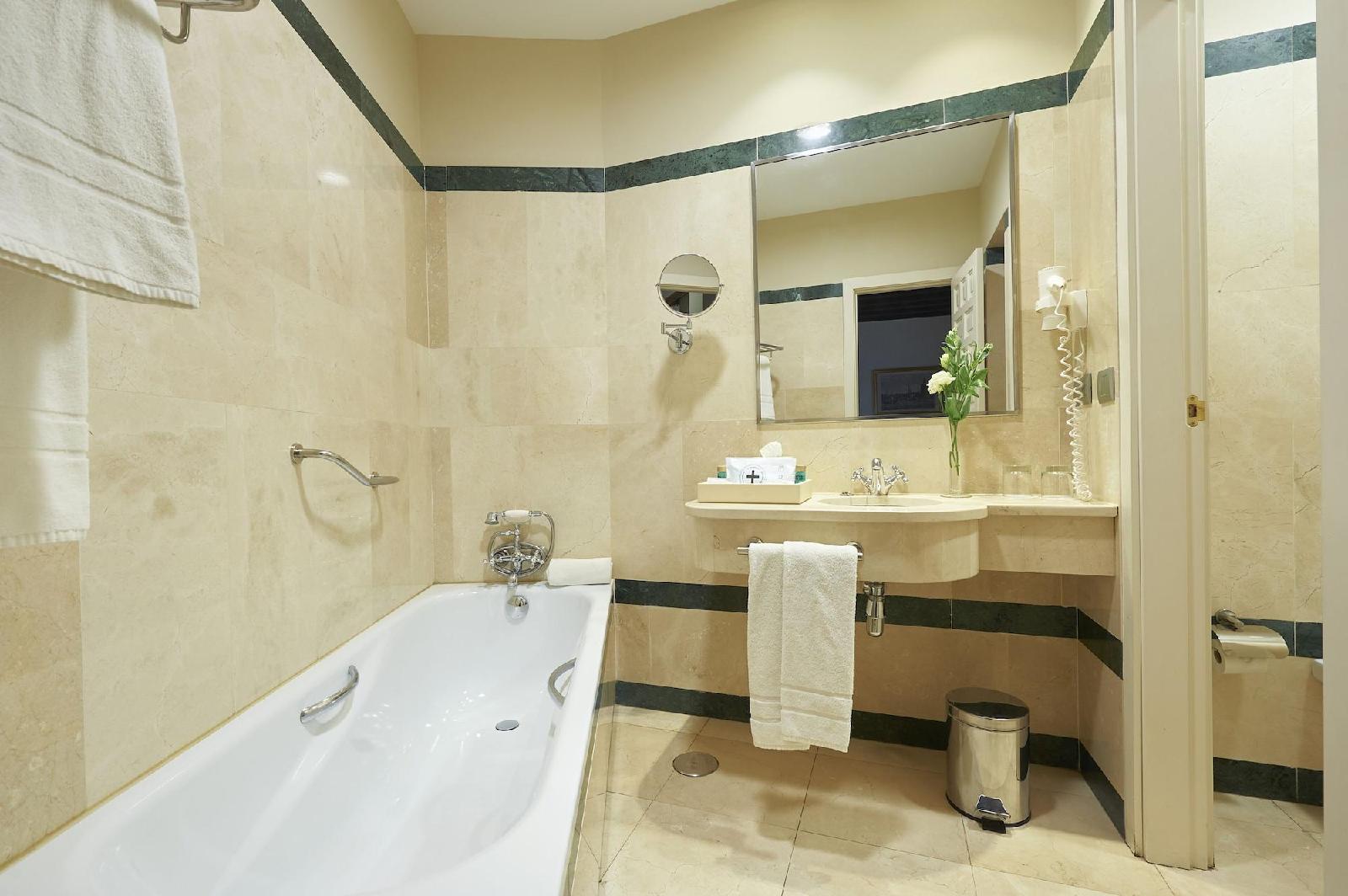 Hotel Las Casas De El Arenal By Casas Y Palacios