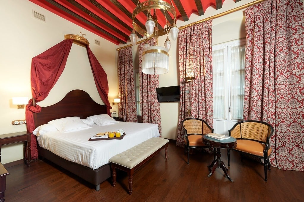 Hotel Las Casas De El Arenal By Casas Y Palacios