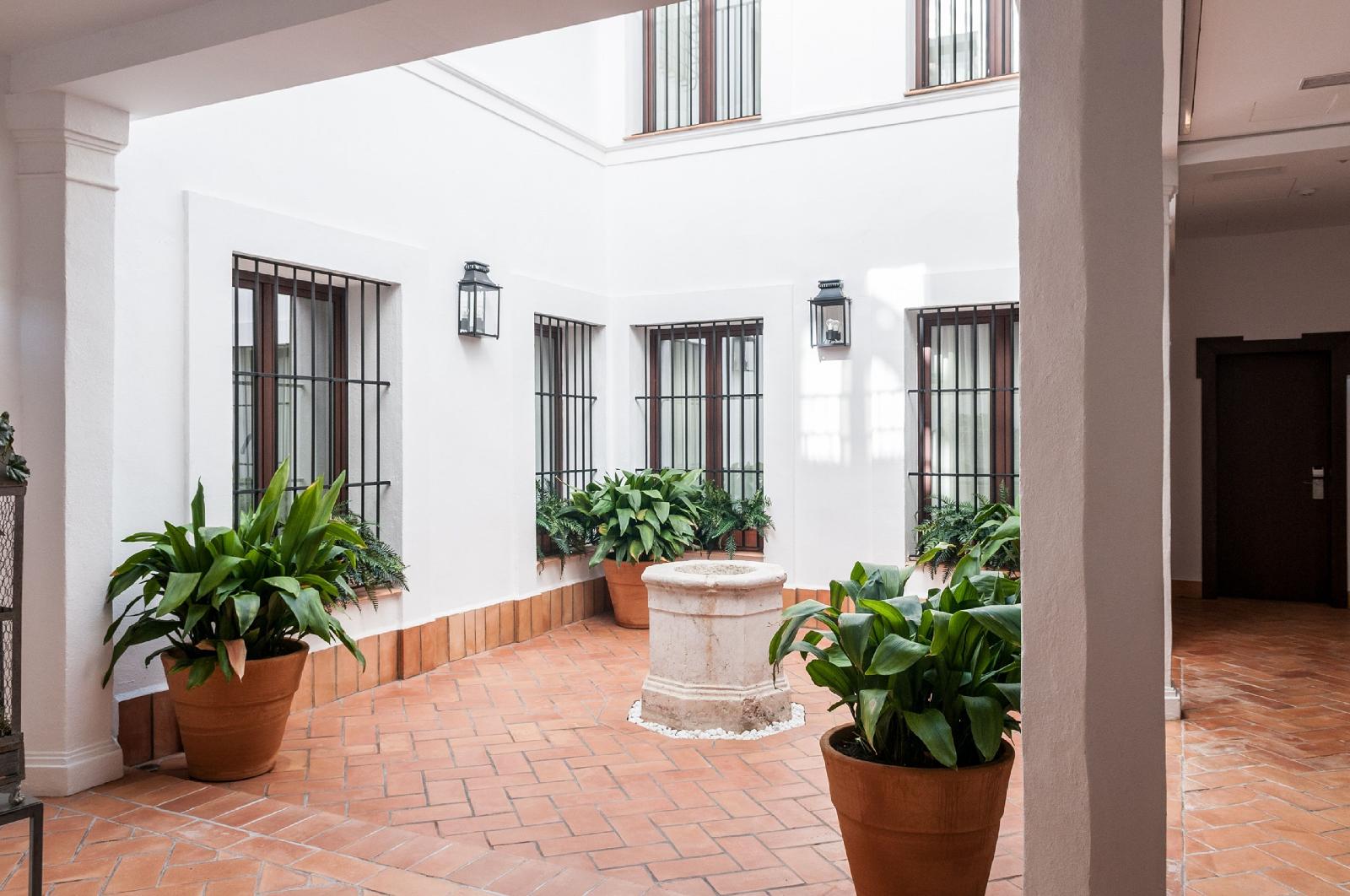 Suites Murillo Catedral