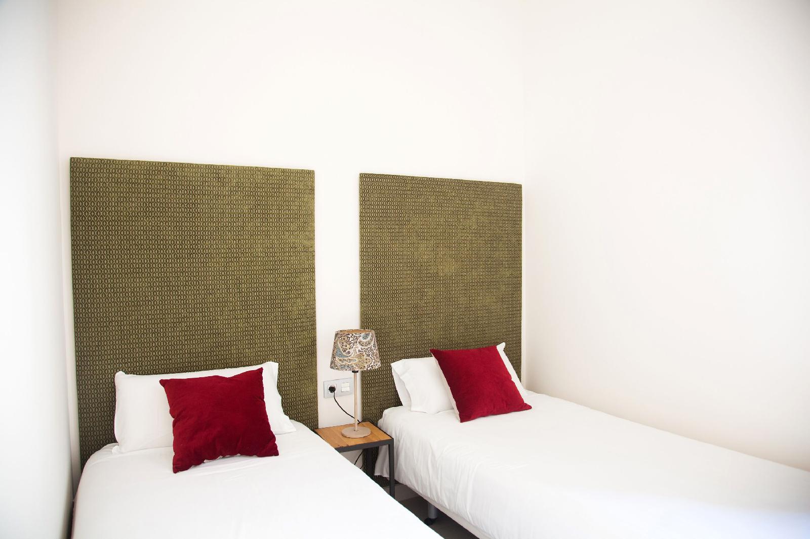 Guzman El Bueno Suites
