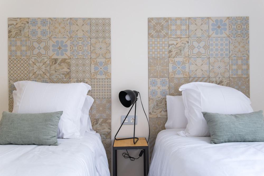 Guzman El Bueno Suites