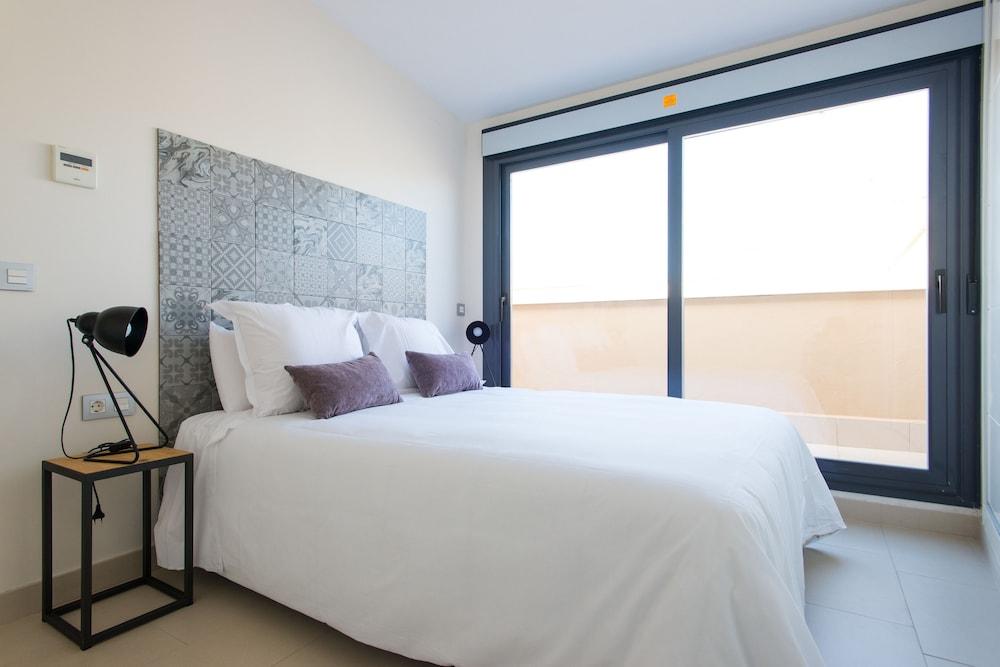 Guzman El Bueno Suites
