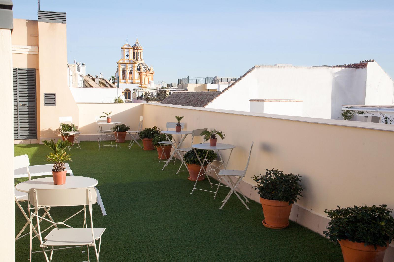 Guzman El Bueno Suites
