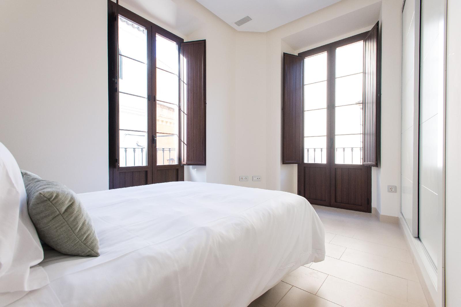 Guzman El Bueno Suites