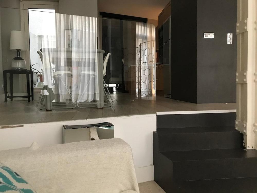 Ab Design Suites