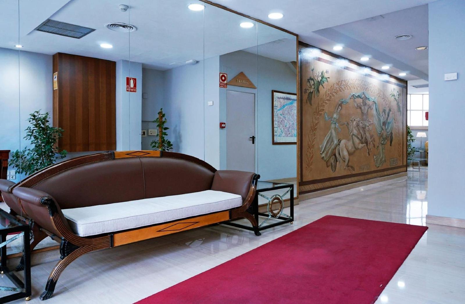Hotel y Aptos Cesaraugusta