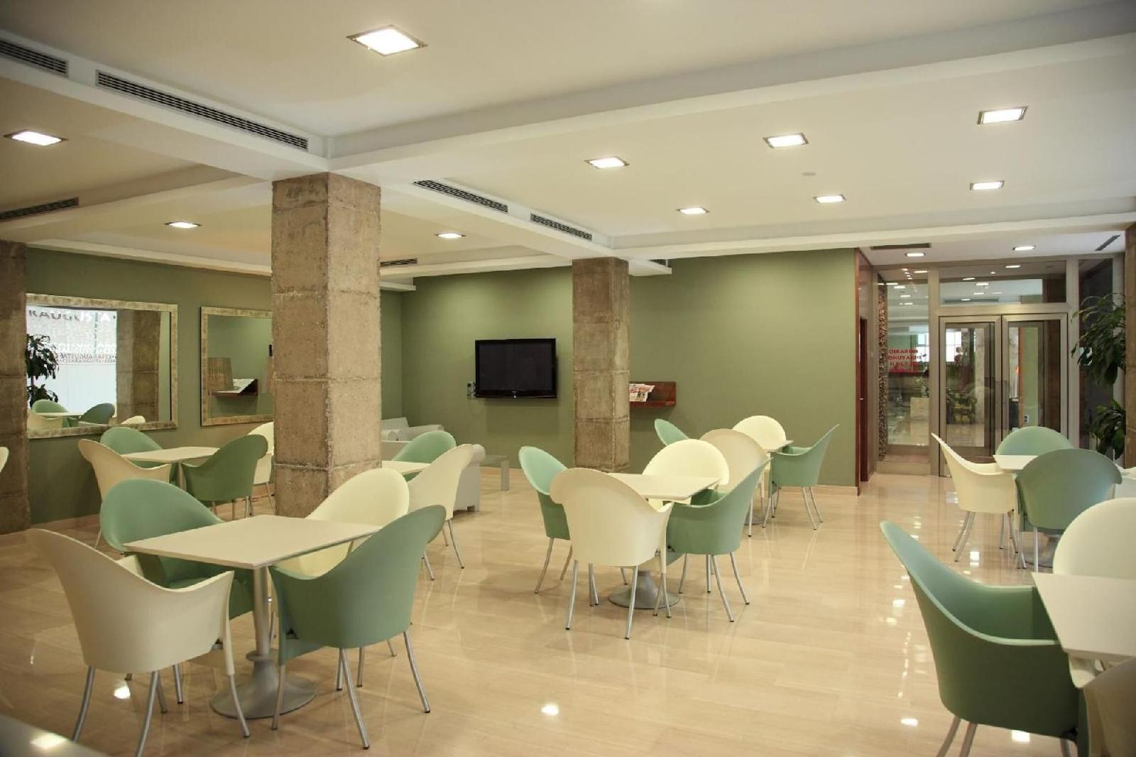 Hotel y Aptos Cesaraugusta