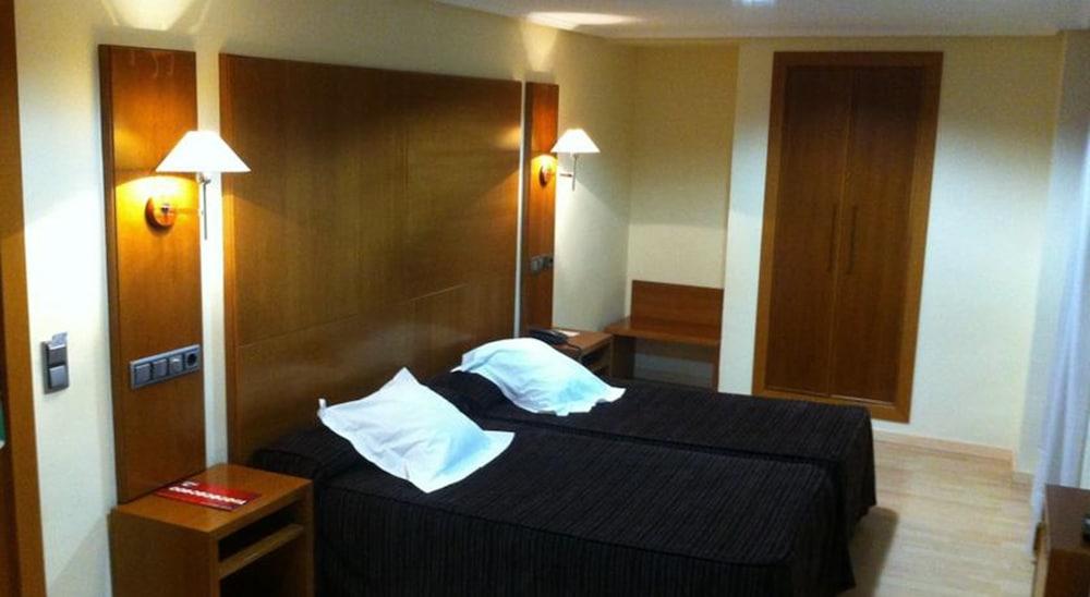 Hotel y Aptos Cesaraugusta