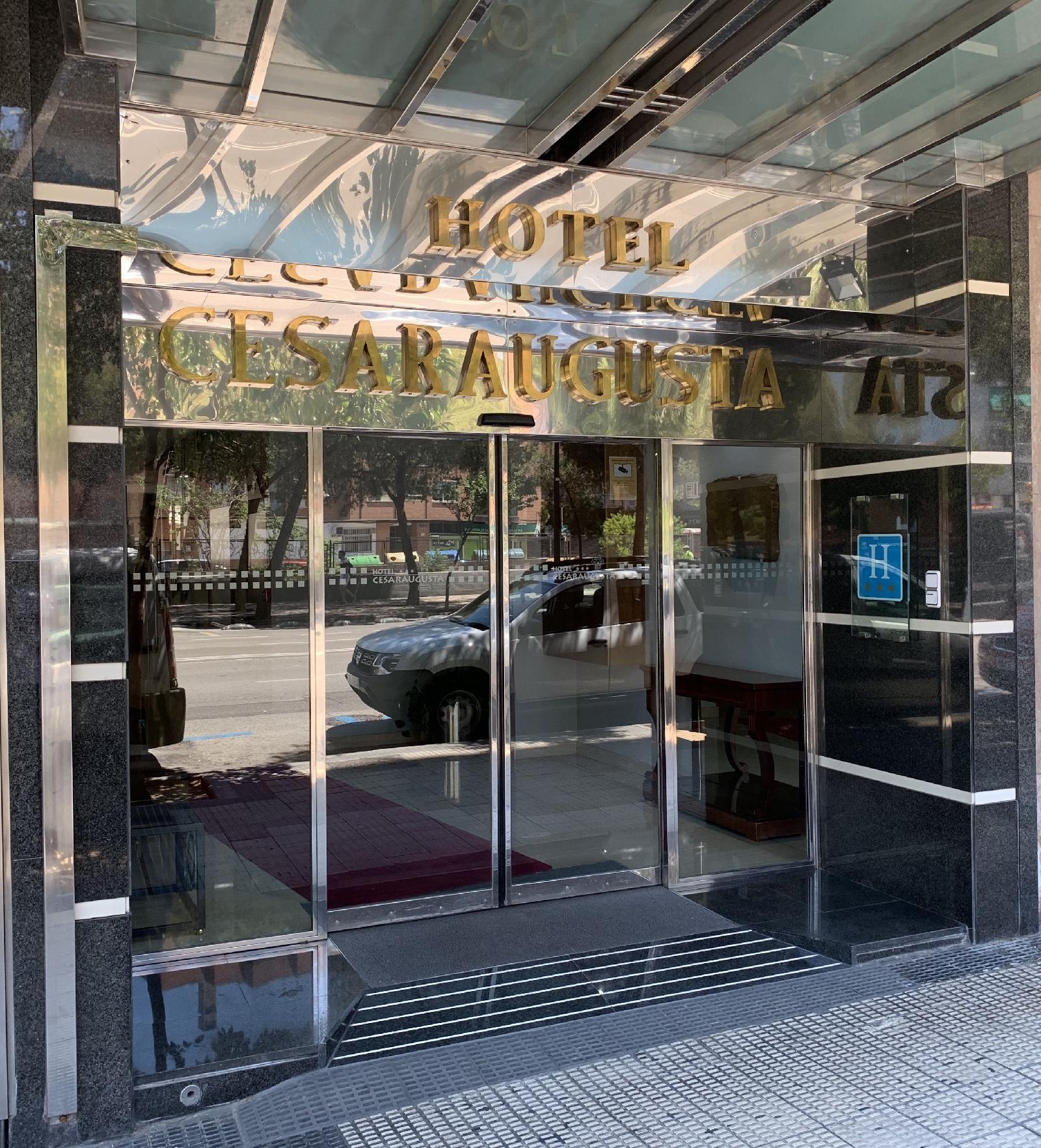 Hotel y Aptos Cesaraugusta