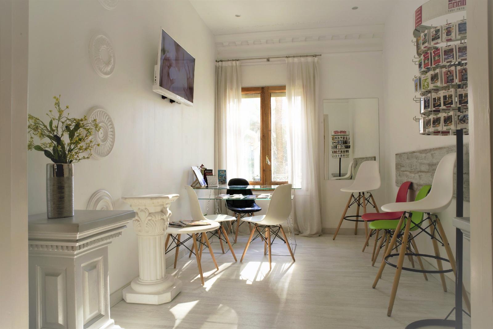 Dreamkeys Apartments & Suites