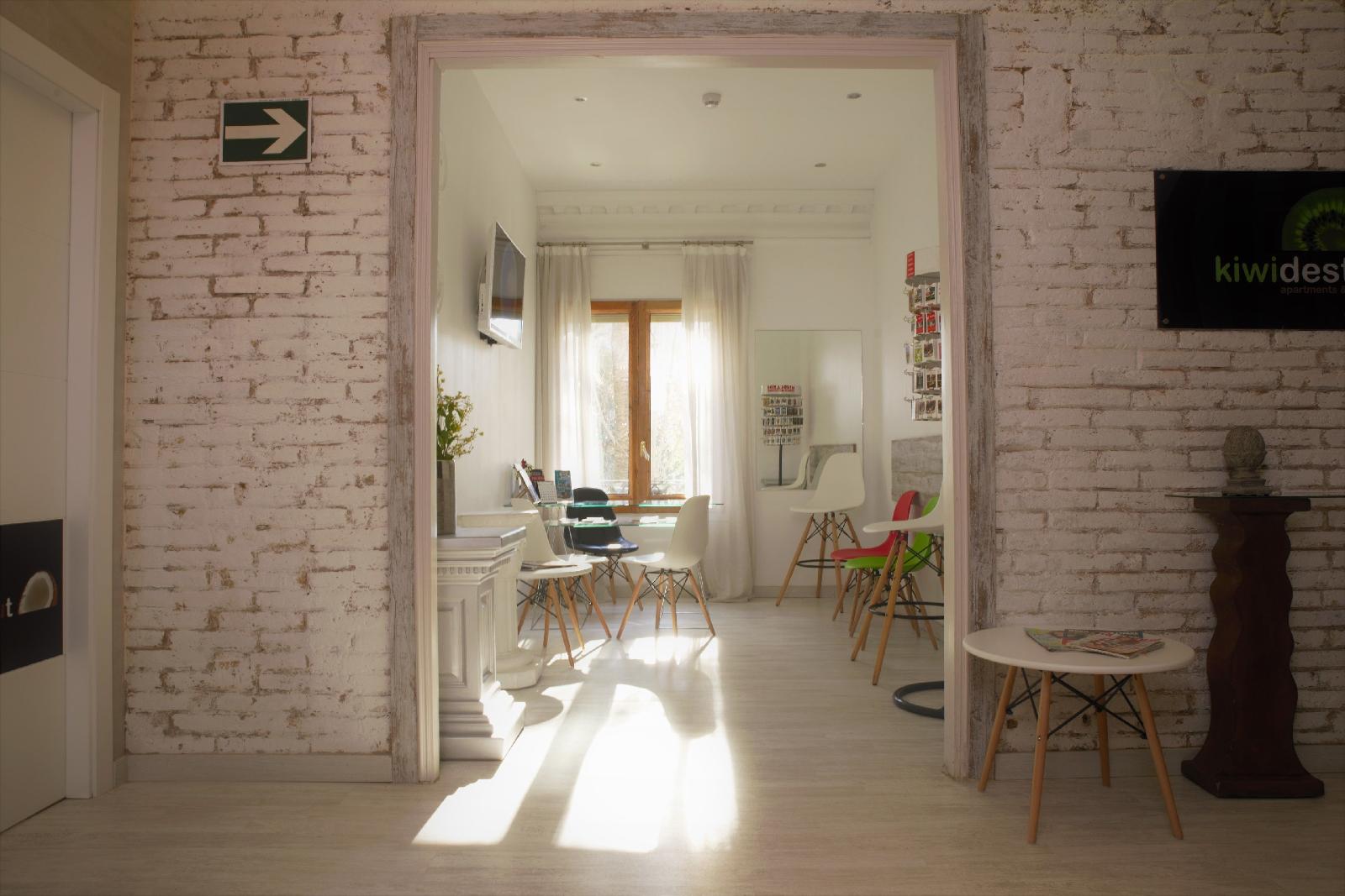 Dreamkeys Apartments & Suites
