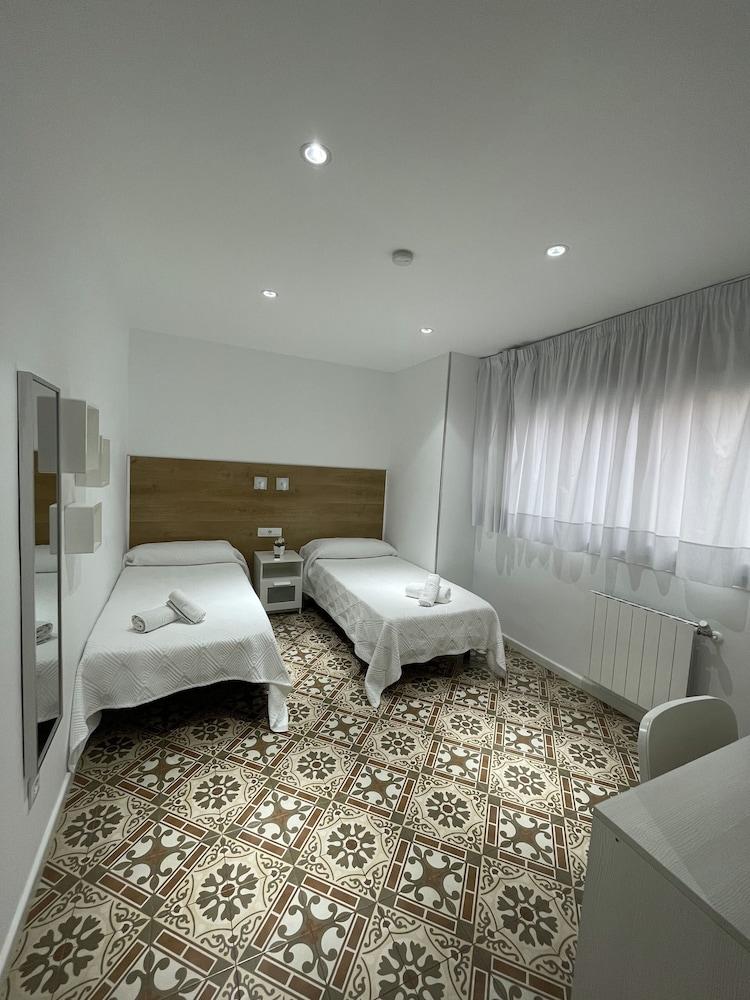 Hostal Nova