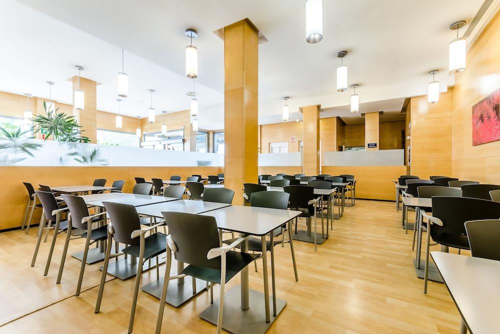 Hotel Yit Ciudad De Zaragoza