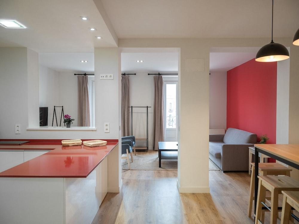 Slow Suites Luchana
