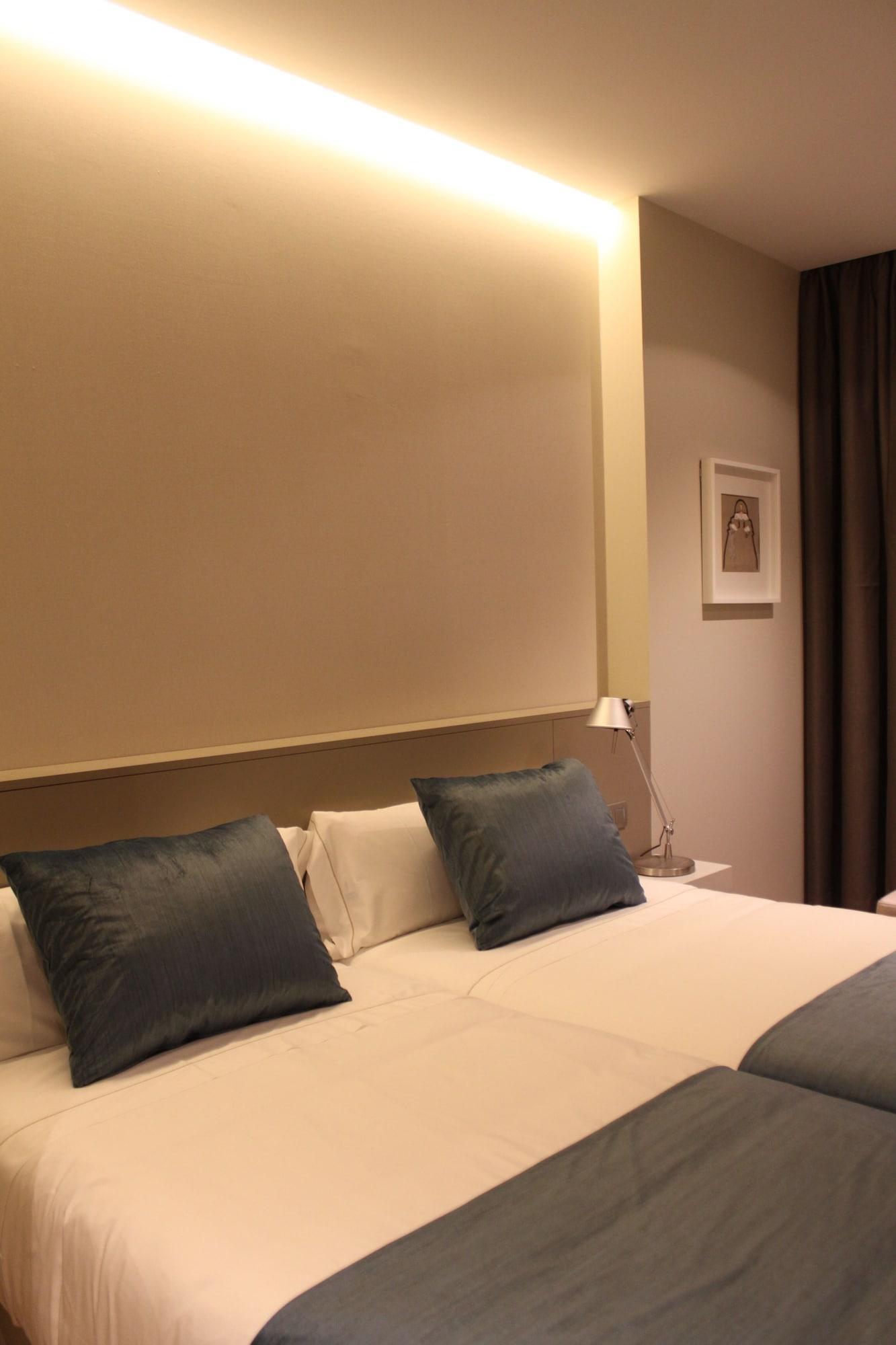Hotel Well And Come Barcelona