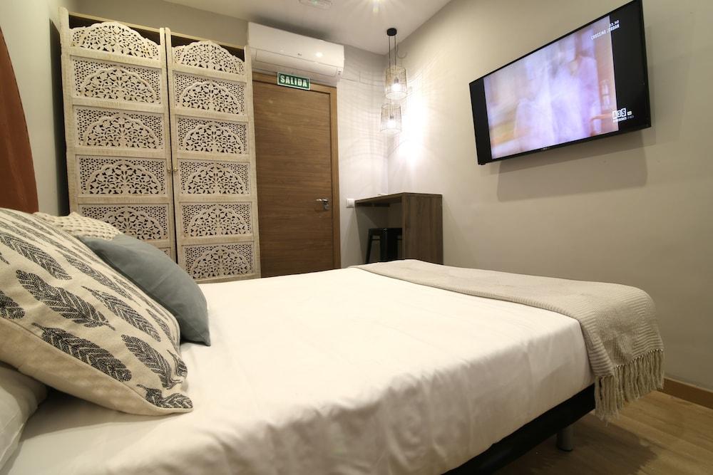 Abracadabra Suites