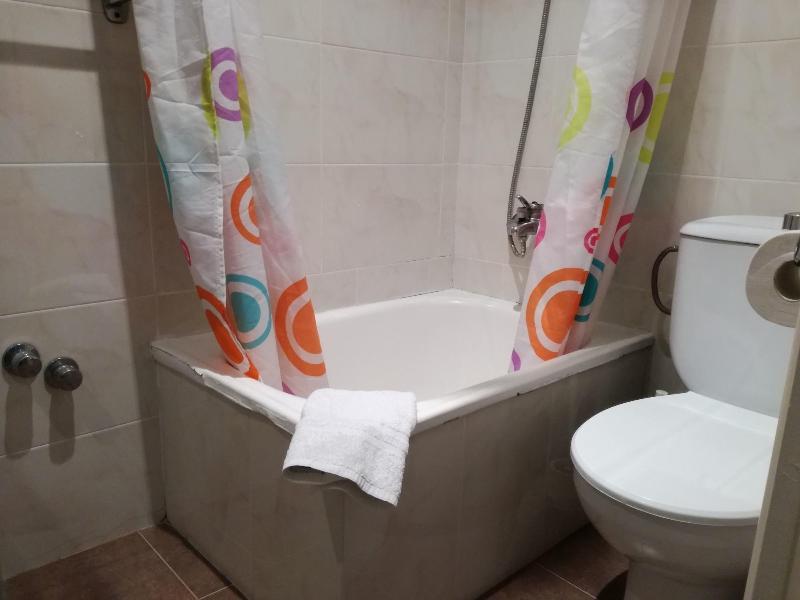 Hostal Lesseps