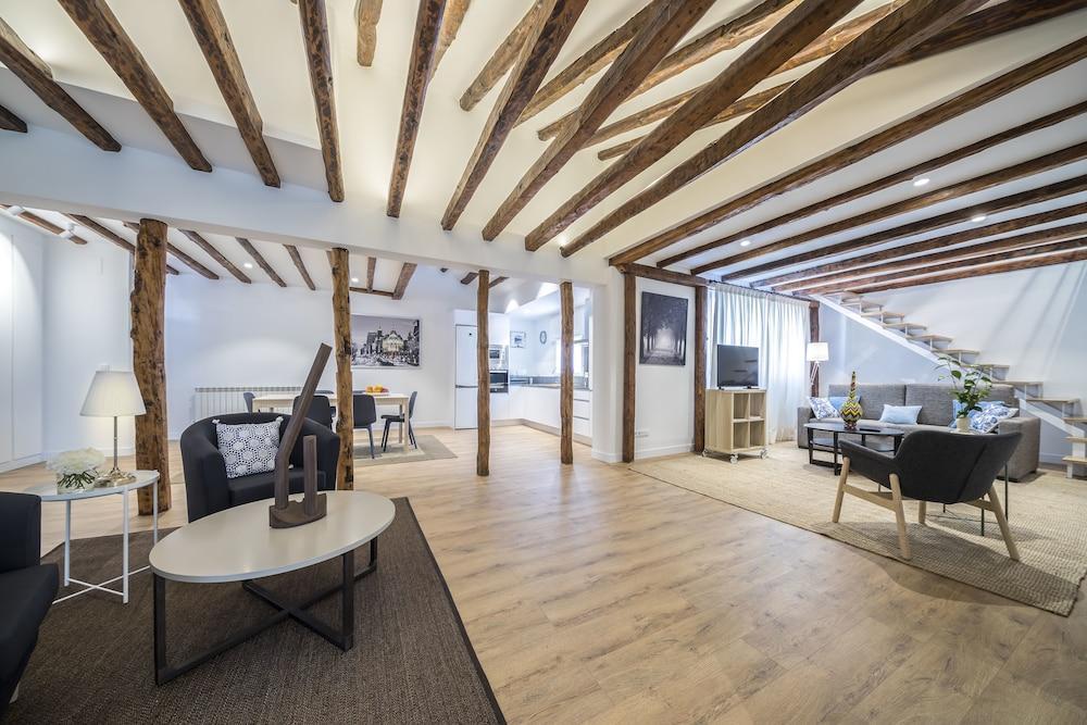 Slow Suites Augusto