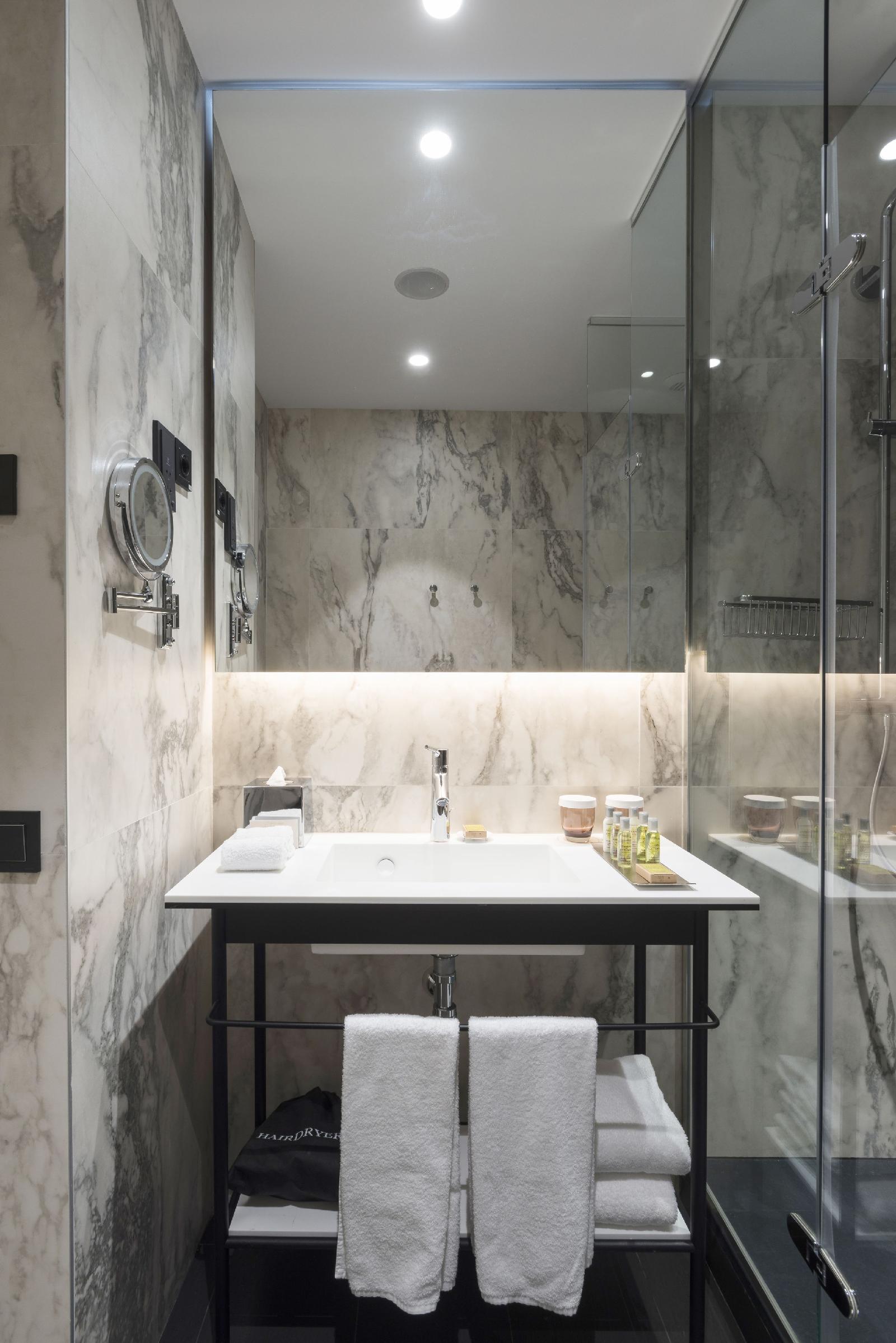 Doubletree By Hilton Madrid Prado