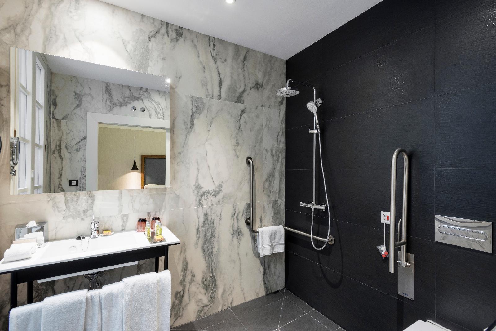 Doubletree By Hilton Madrid Prado