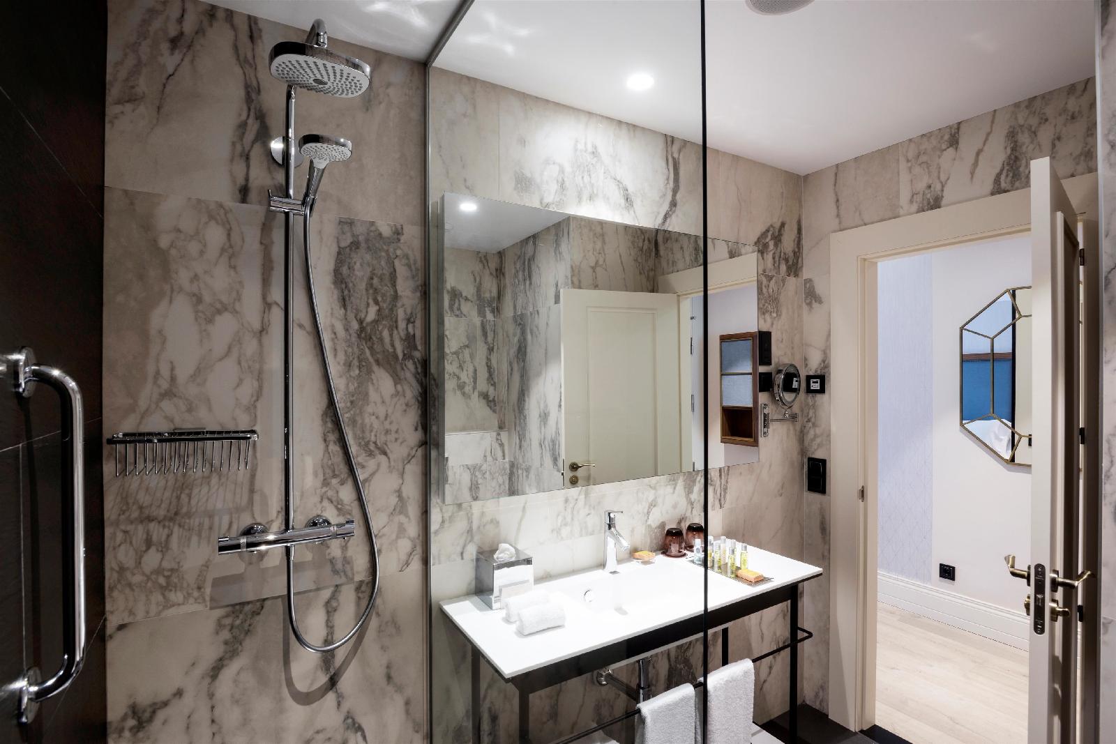 Doubletree By Hilton Madrid Prado