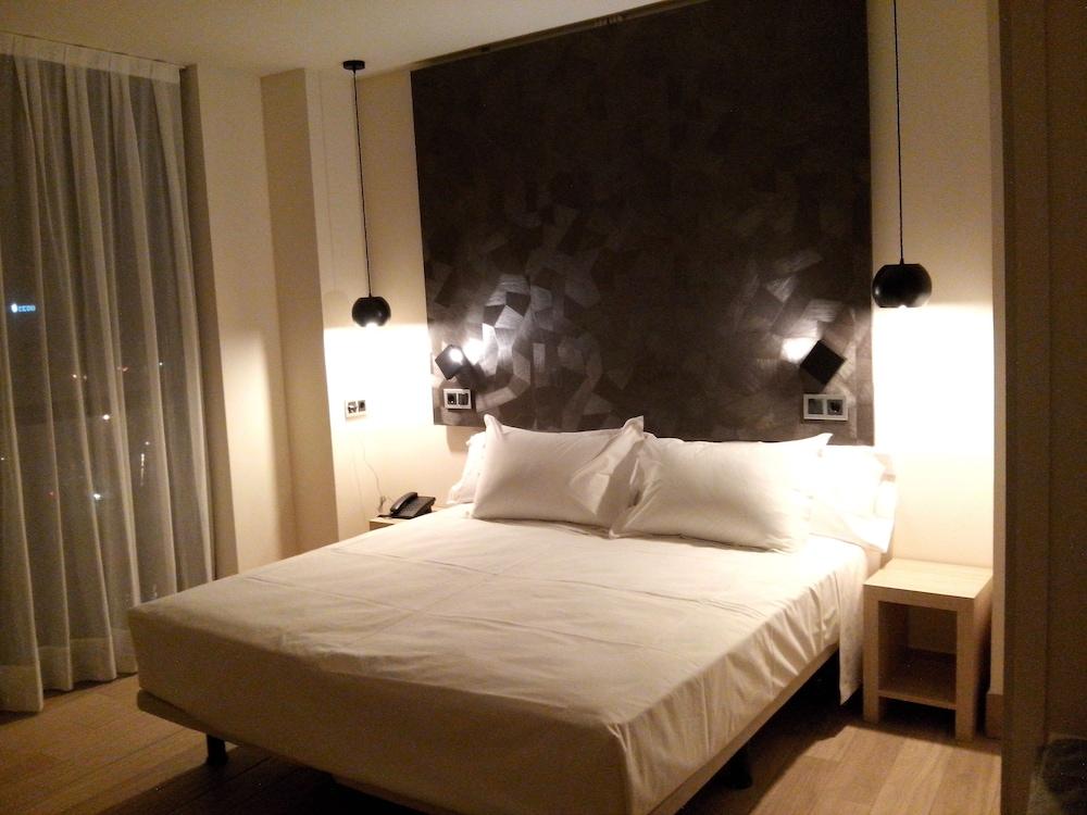 Hotel Bilbao Plaza