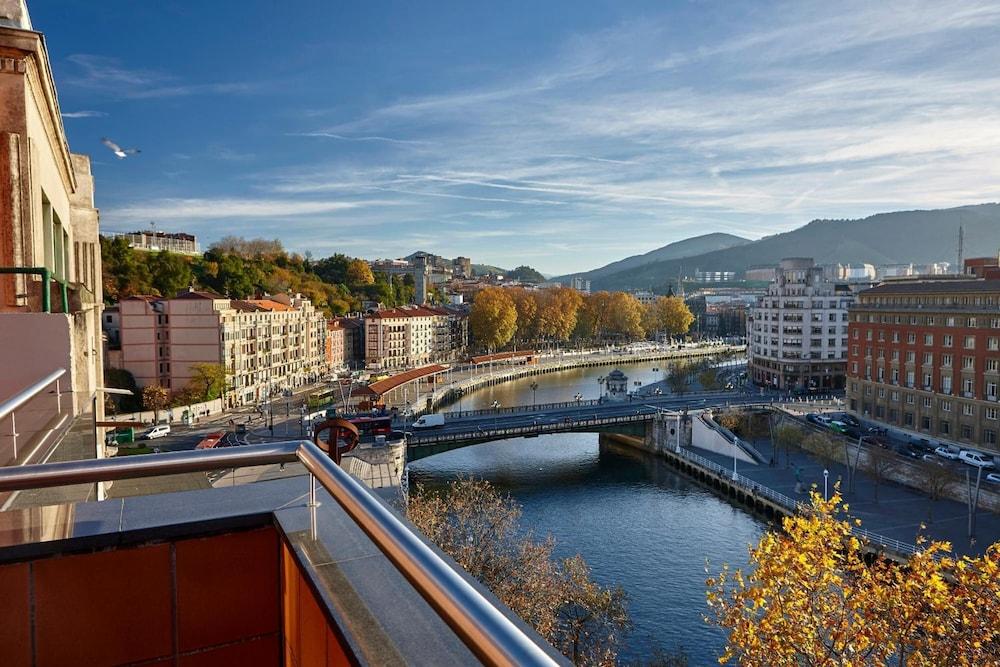 Hotel Bilbao Plaza