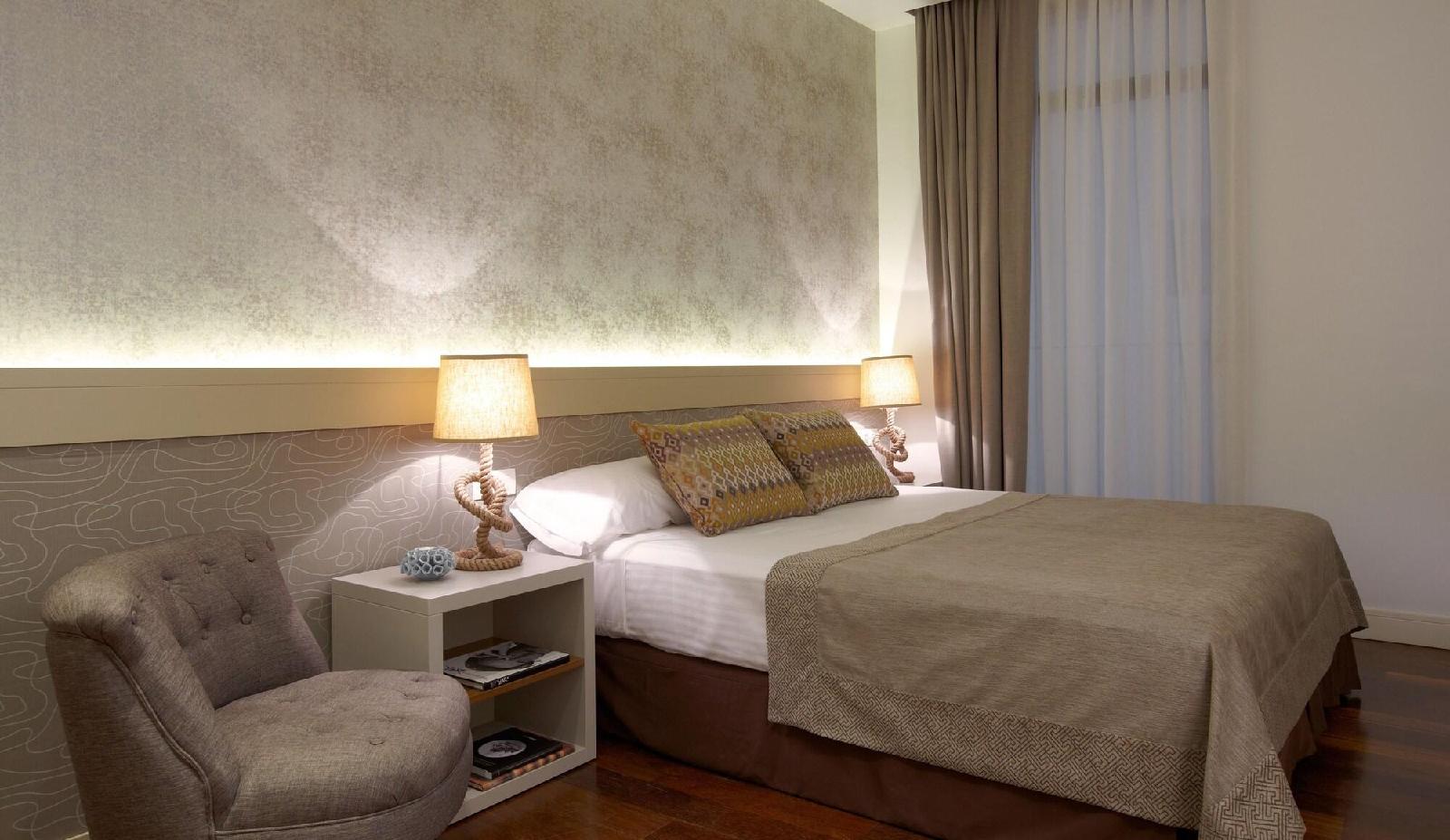 Duquesa Suites Landmark Hotel By Duquessa Hotel Collection