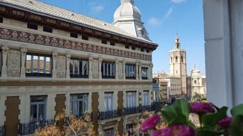 Shf Plaza De La Reina