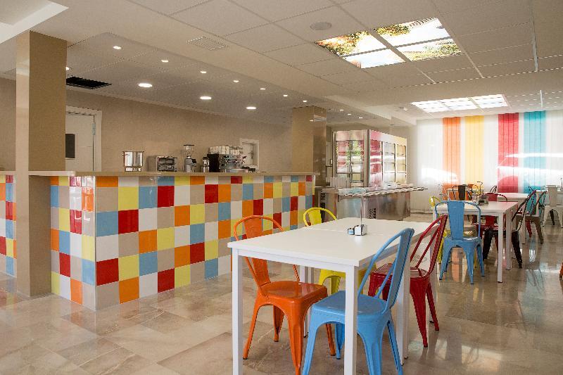 Funway Academic Resort - Adults Only
