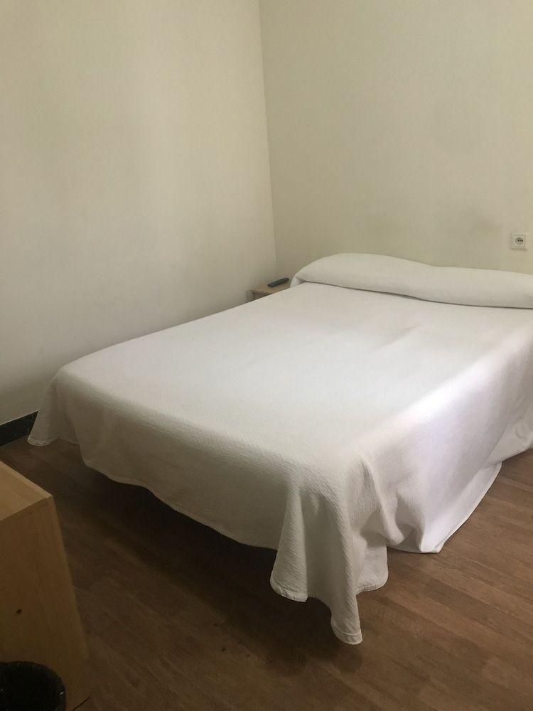 Hostel Turistic Castell
