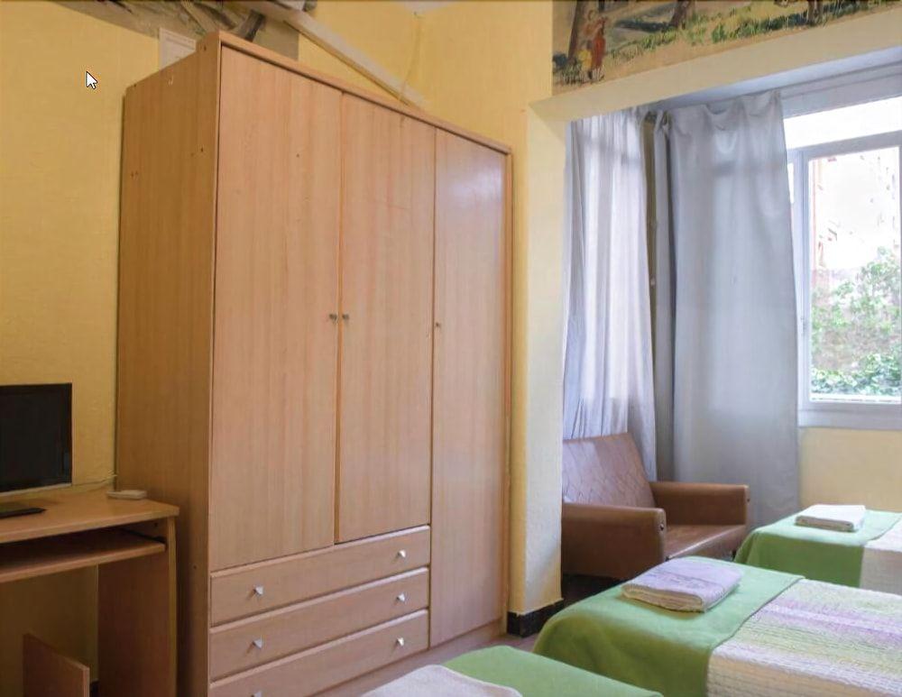 Hostel Turistic Castell