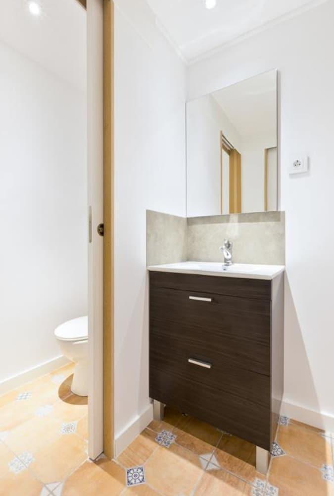 Ant Hostel Barcelona