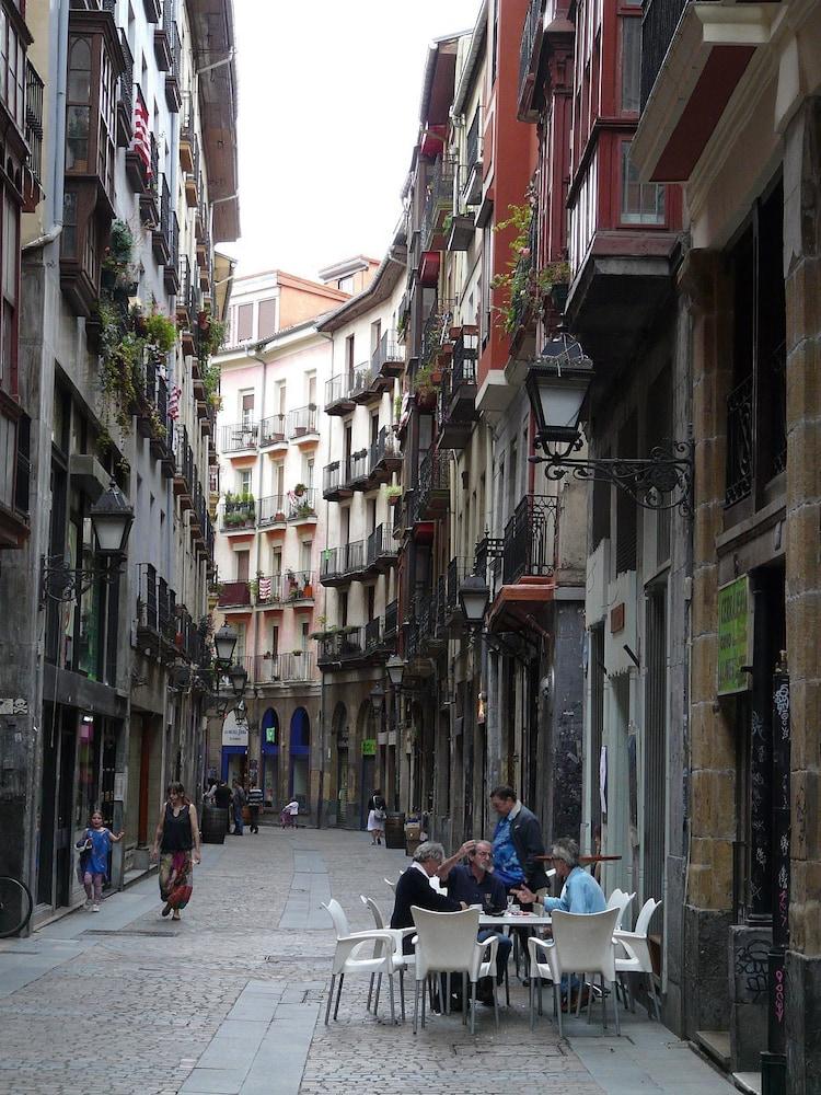 Casual Bilbao Serantes