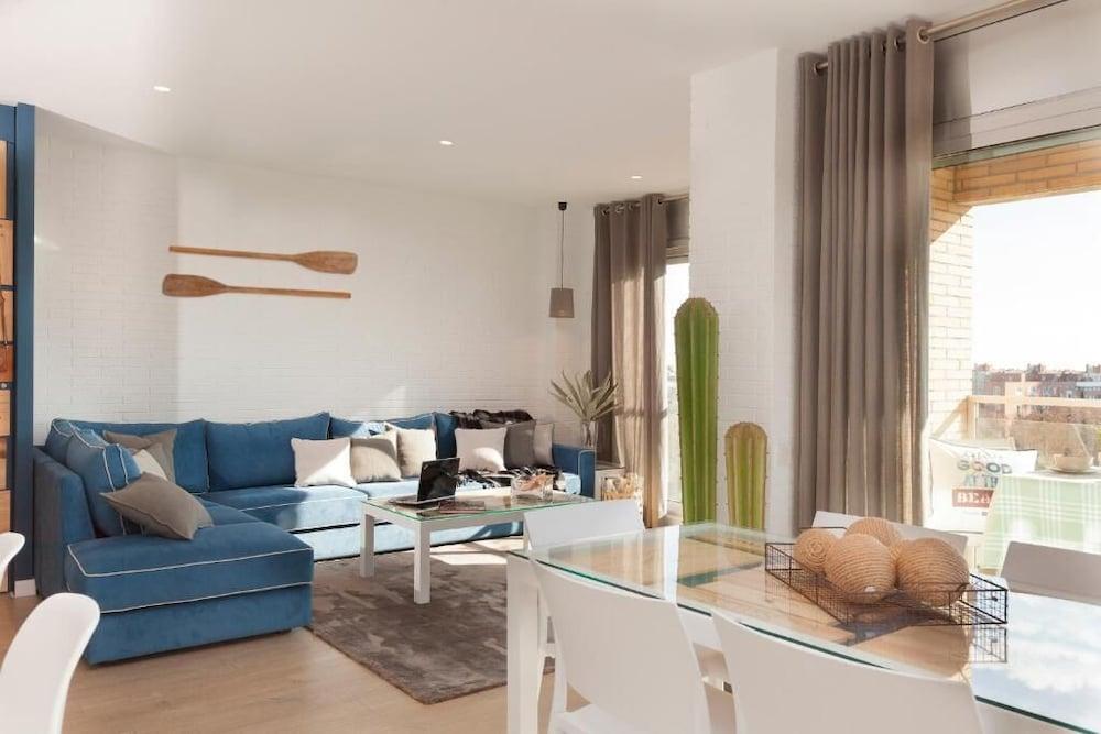 Enjoybcn Marina Apartment