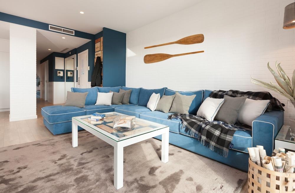 Enjoybcn Marina Apartment