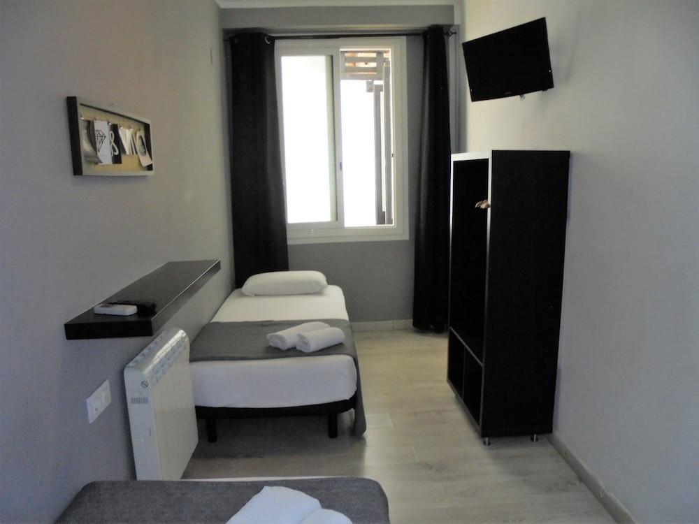 Hostal Easy Sants