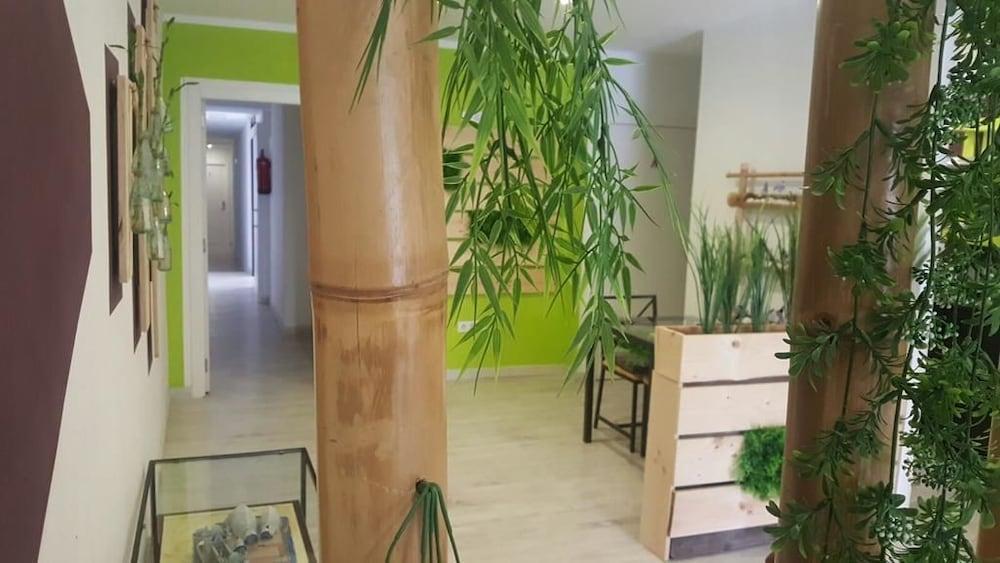 Hostal Easy Sants