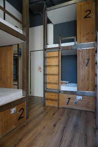 Black Swan Hostel Sevilla