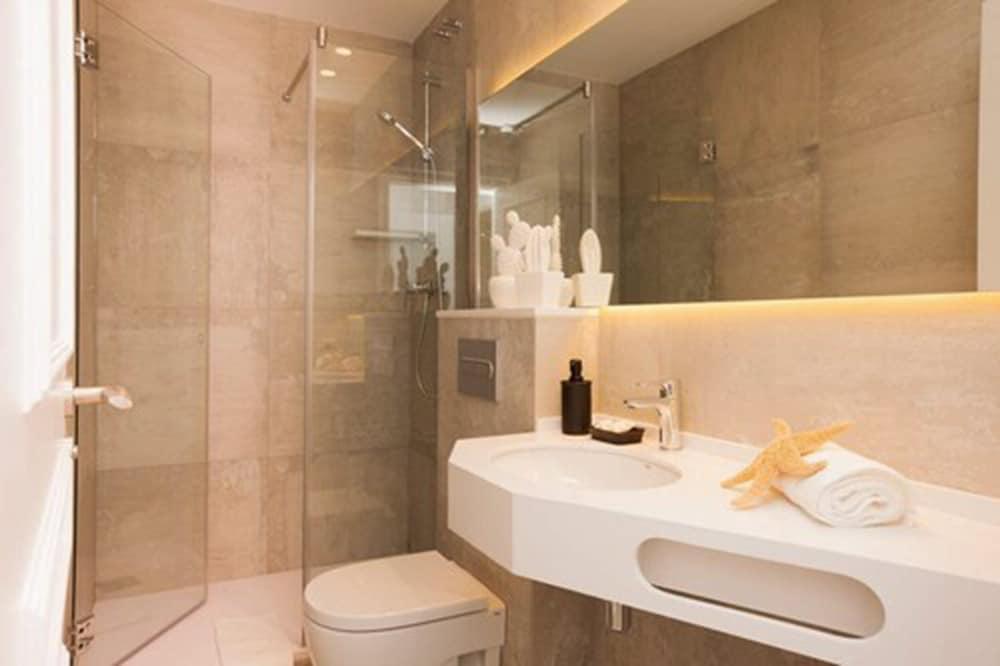 Enjoybcn Colon Apartments